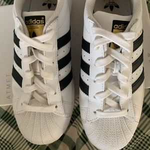Shelltoe adidas superstar sneakers